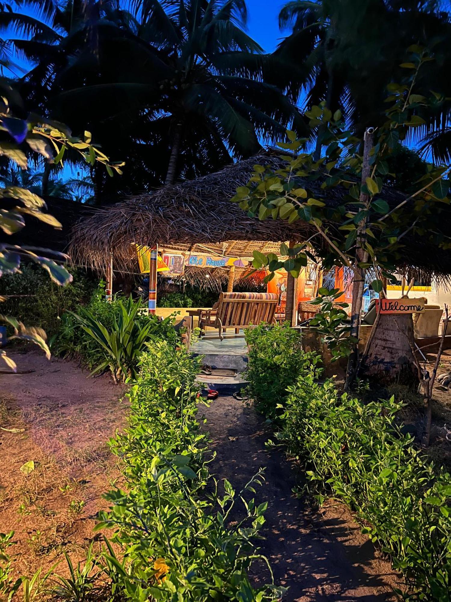 Kite House Cafe Bed & Breakfast Kalpitiya Dış mekan fotoğraf